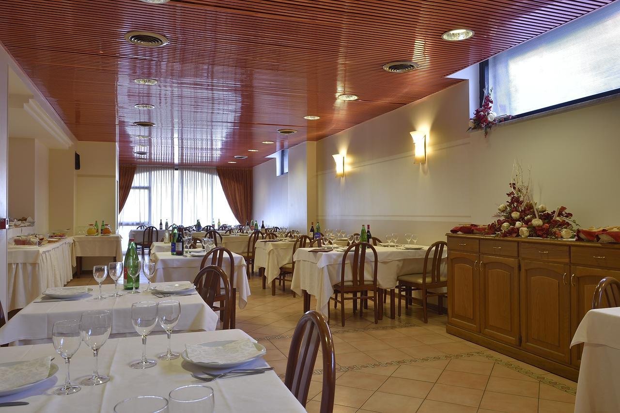 Dropiluc Hotel Druento Luaran gambar
